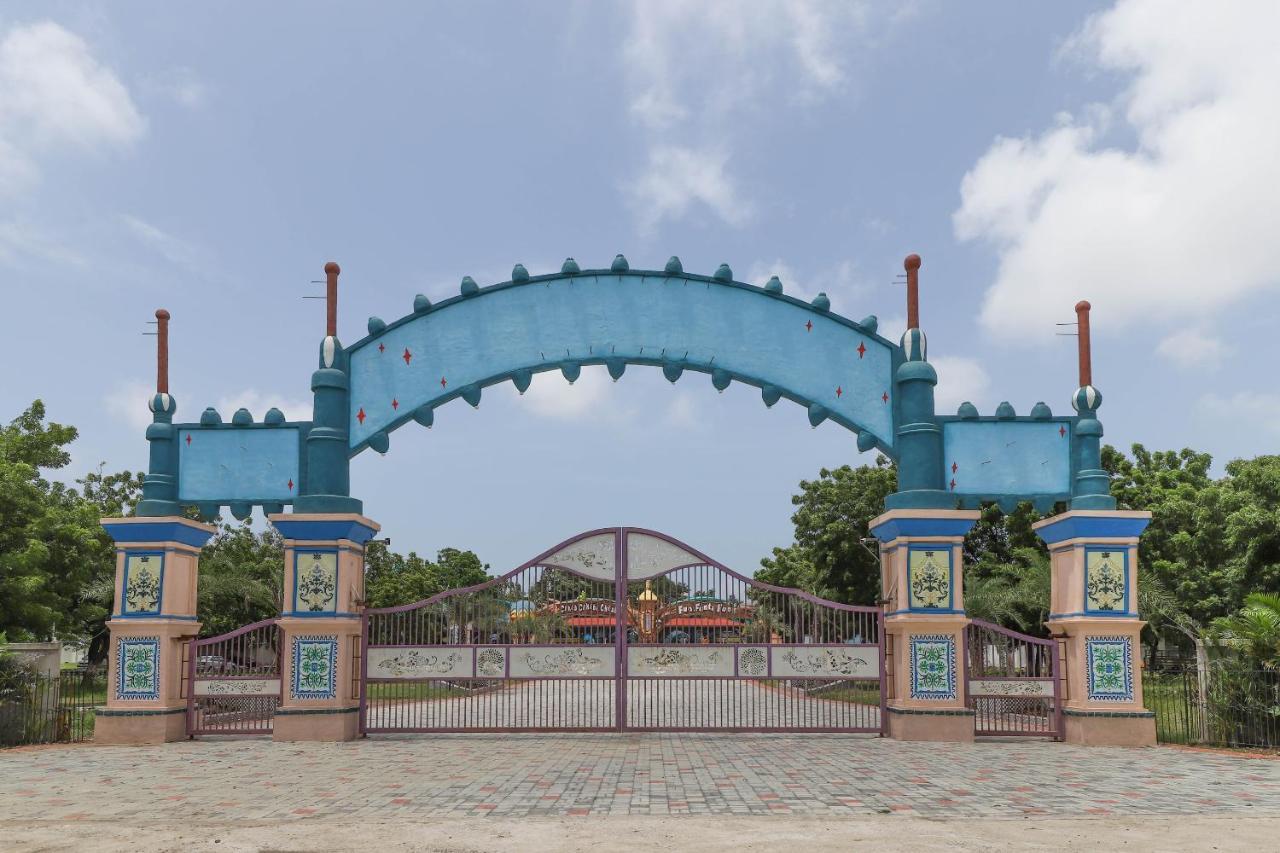 Capital O 49279 Chhab Chhaba Chhab Water Fun Park & Resort Damka Exterior photo
