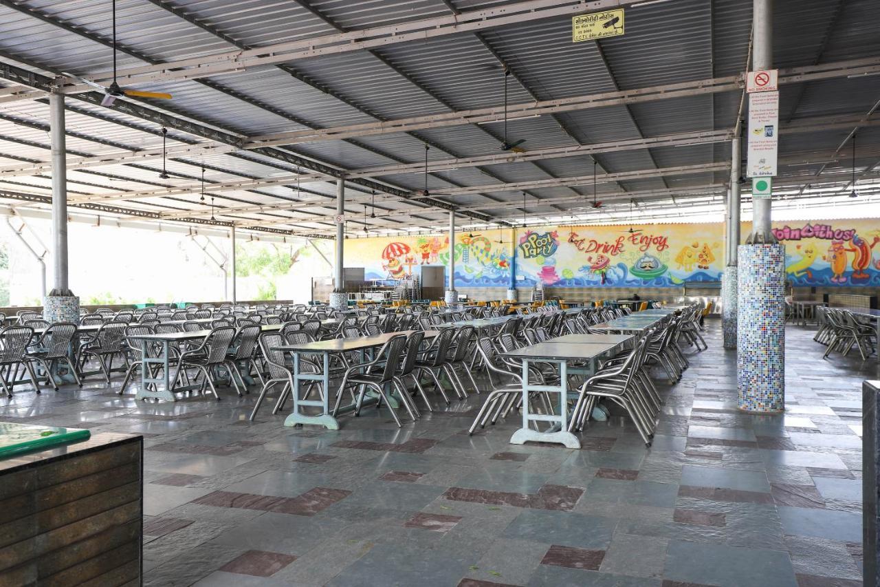 Capital O 49279 Chhab Chhaba Chhab Water Fun Park & Resort Damka Exterior photo